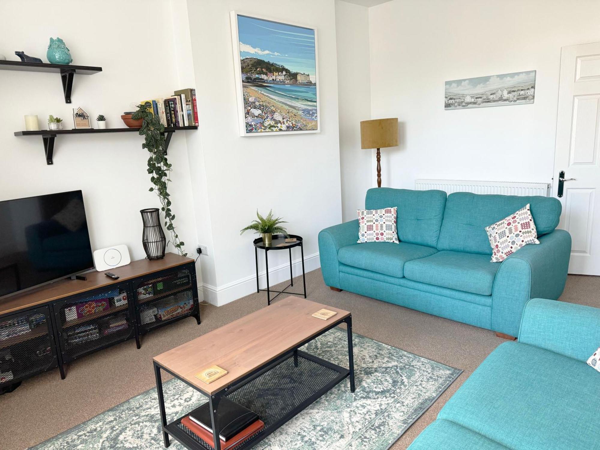 Private Parking, Central Llandudno, King Bed With Ensuite At Clement Lodge Экстерьер фото